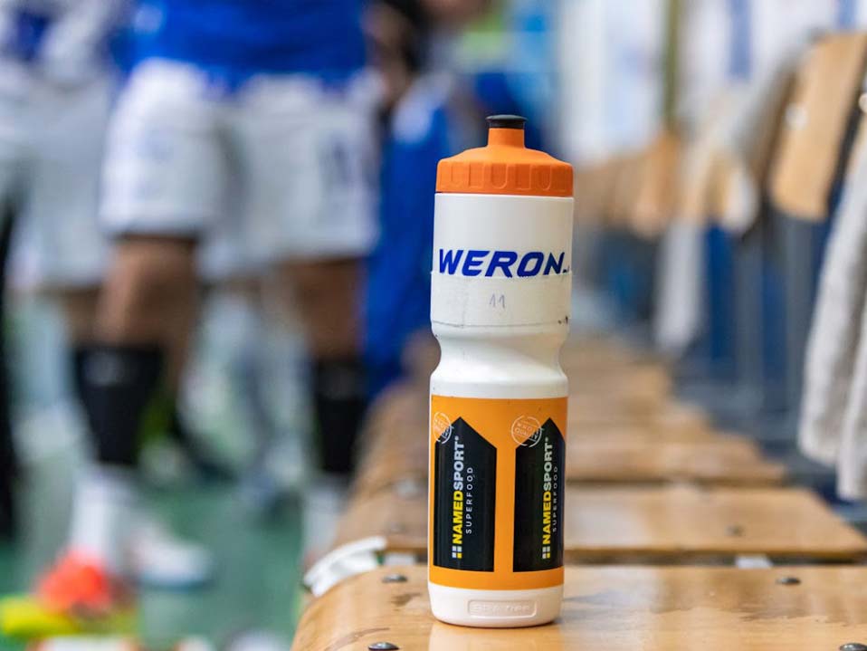 Co powinien zawierać dobry izotonik?