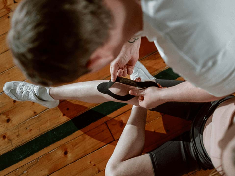 Plastry sportowe na kolano