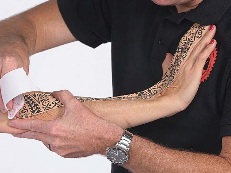 Plastry sportowe na łokieć