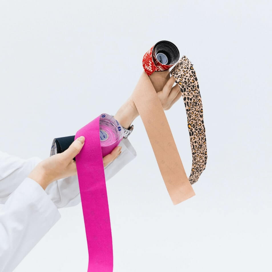 Jak naklejać plastry kinesiotaping?